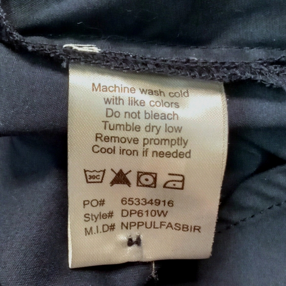 Pearly Vine Button Up top - Picture 4 of 8